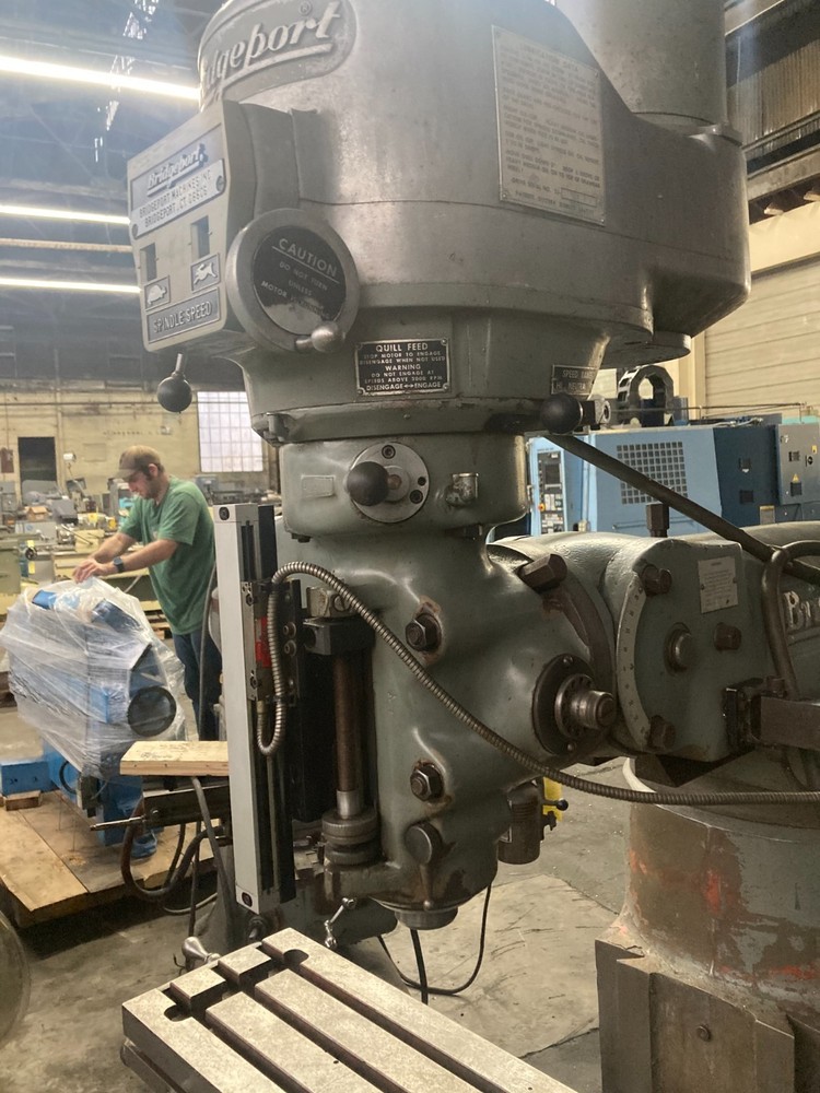 BRIDGEPORT MILLING MACHINE 3 AXIS DRO 2 HP