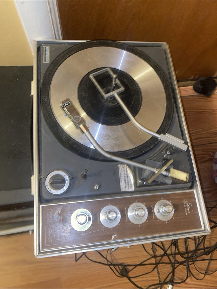 Used - VTG General Electric Man-Made Diamond Solid State 8/8 Turntable Record