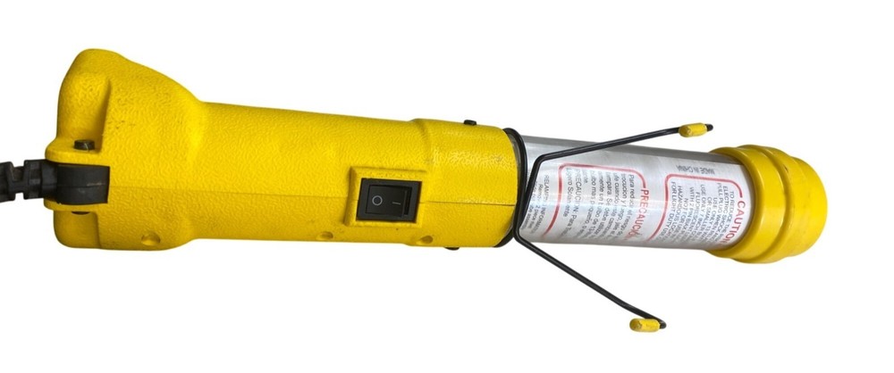 Yellow 13W Handheld Fluorescent Work Light Model BA-506