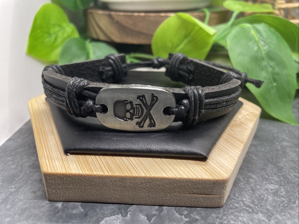 7-10” Leather Punk Bracelet Stackable Adjustable Tie New Free Ship B123