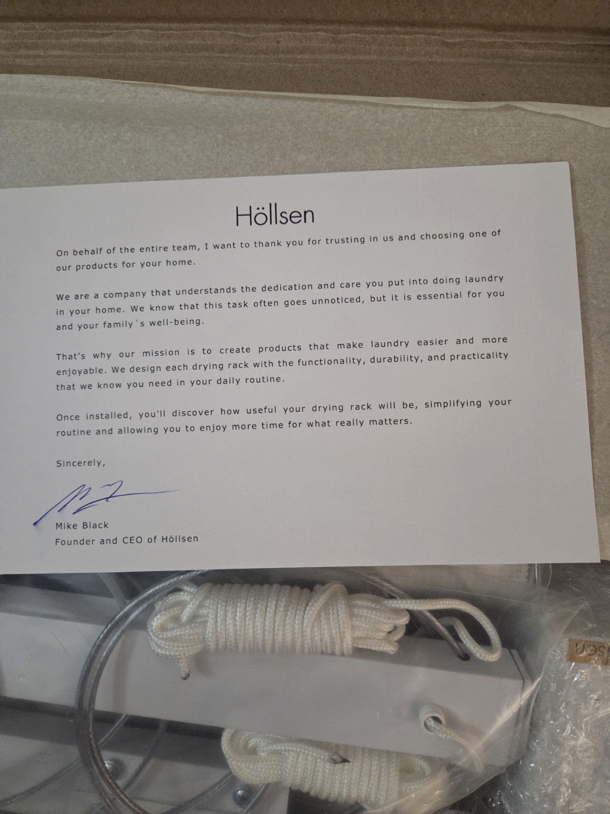 Ceiling Mounted Pulley Drying Rack – Compact Aluminum Clothesline with Mesh Shel