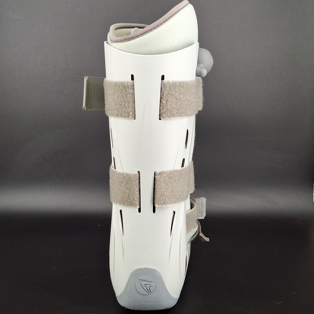 Breg Genesis Walker Boot Mid Calf Full Shell Size Med