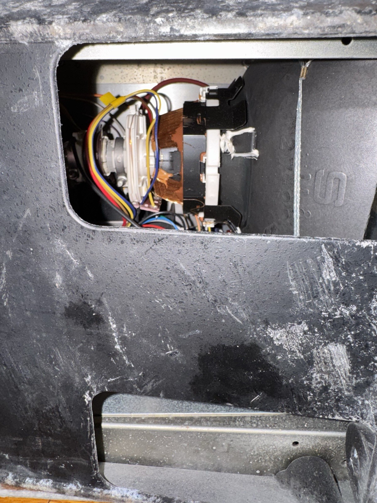 Furuno FCV-292 Color CRT Sounder - 50/200 kHz Untested As Is Estate Find