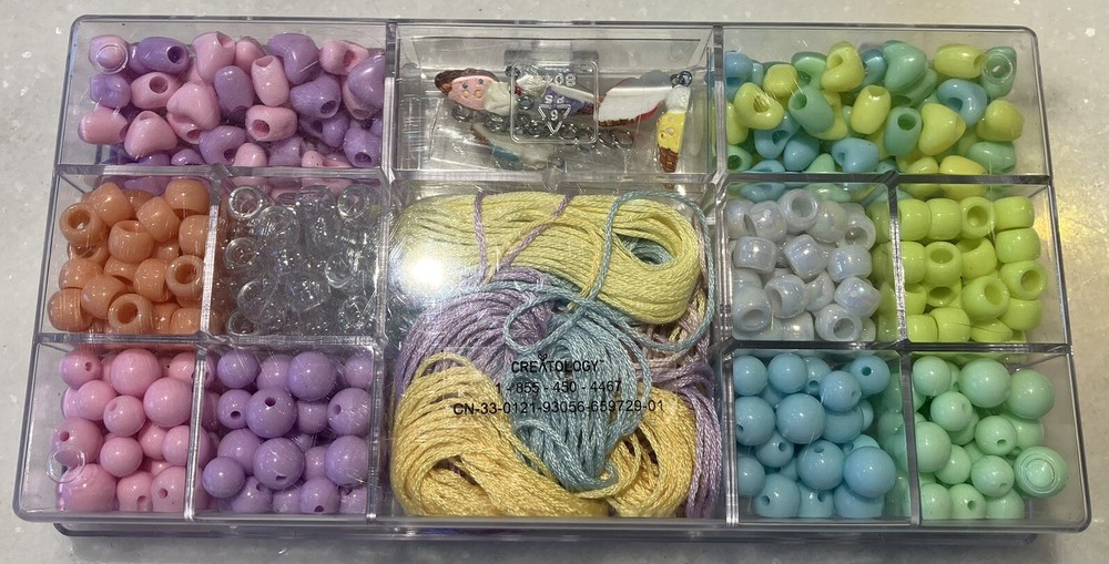Bead & Jewelry Making Kit 11oz Total Weight Hearts & Circular Beads With String