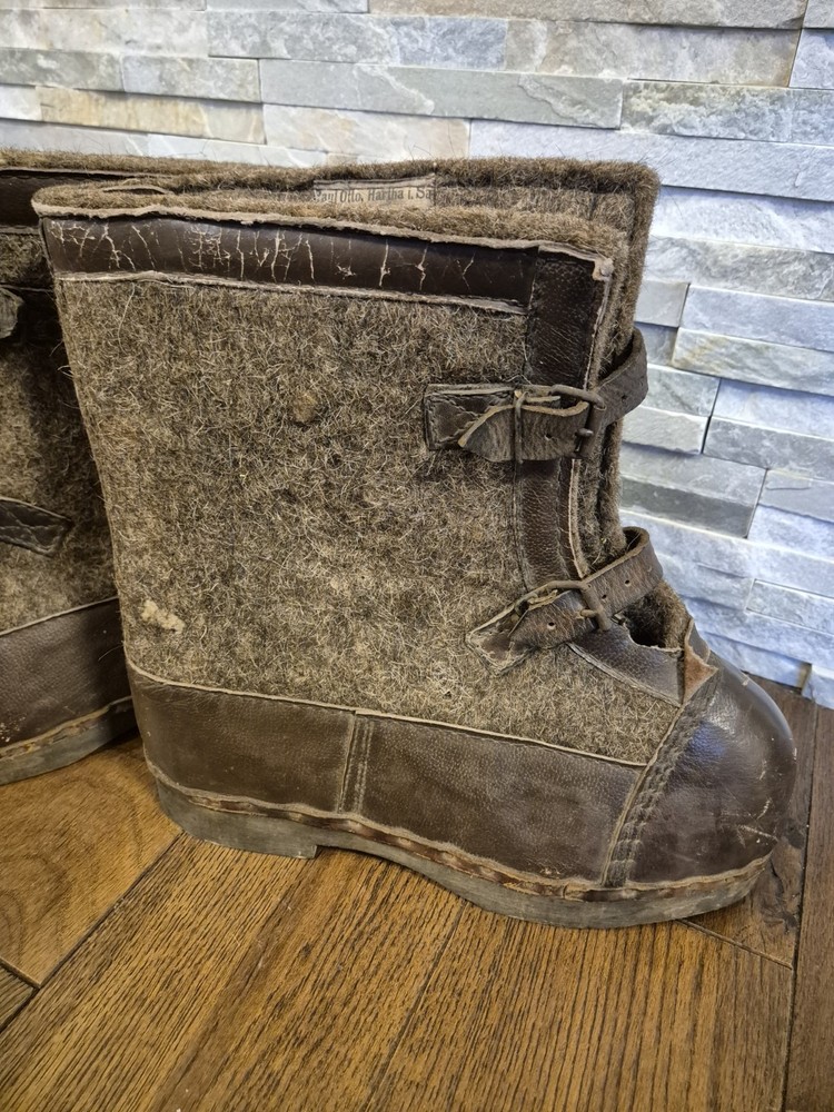 WW2 German Army Winter Sentry Boots, both maker label 1943 made, nice