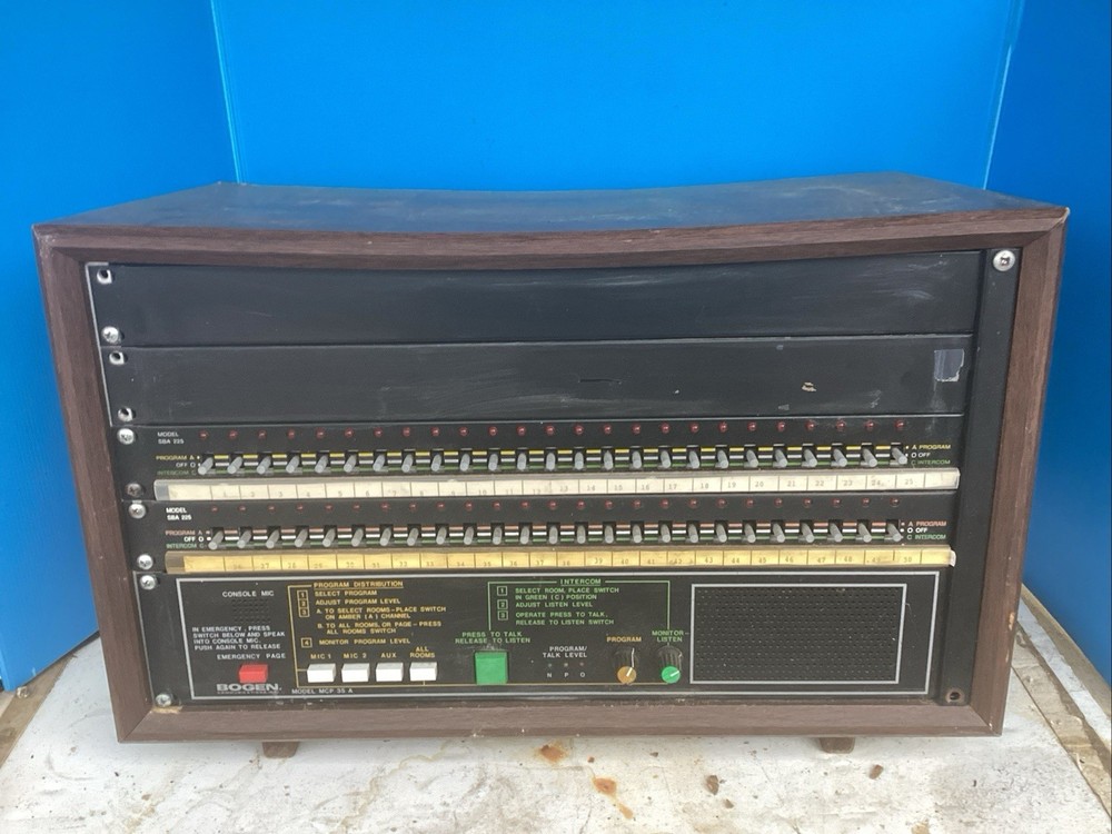 Bogen Model MCP35AHigh Power Expandable Intercom with Two SBA225 Units.