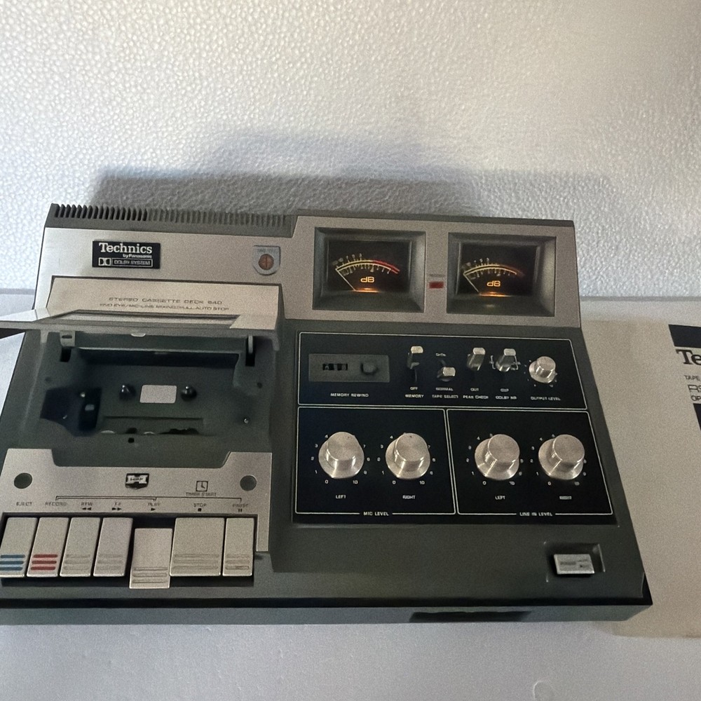 Technics RS-640US.