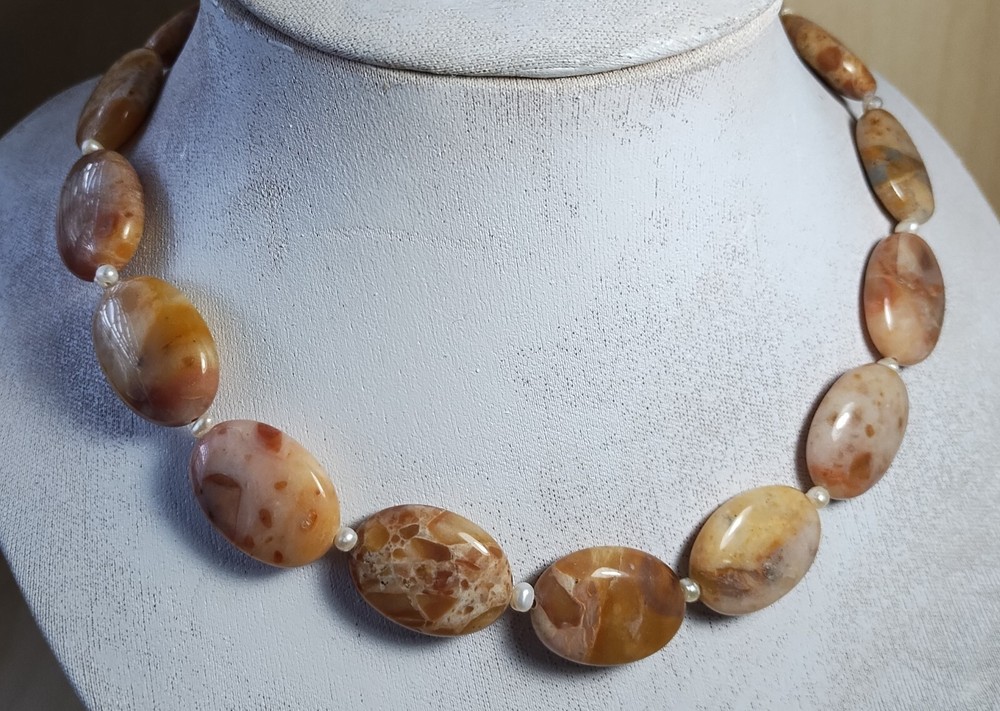 Oval Jasper Beads Necklace ( N 11 )