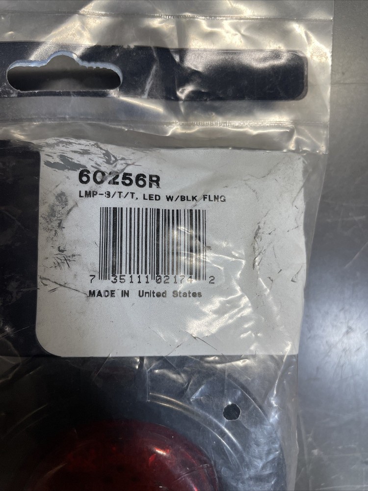 Truck-Lite (60256R) Stop/Turn/Tail Lamp
