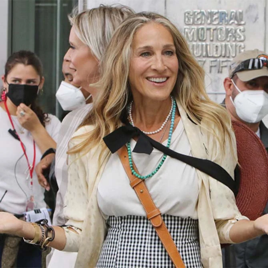 Turquoise Malachite Beaded Necklace, Carrie Bradshaw And Just Like That Sex City