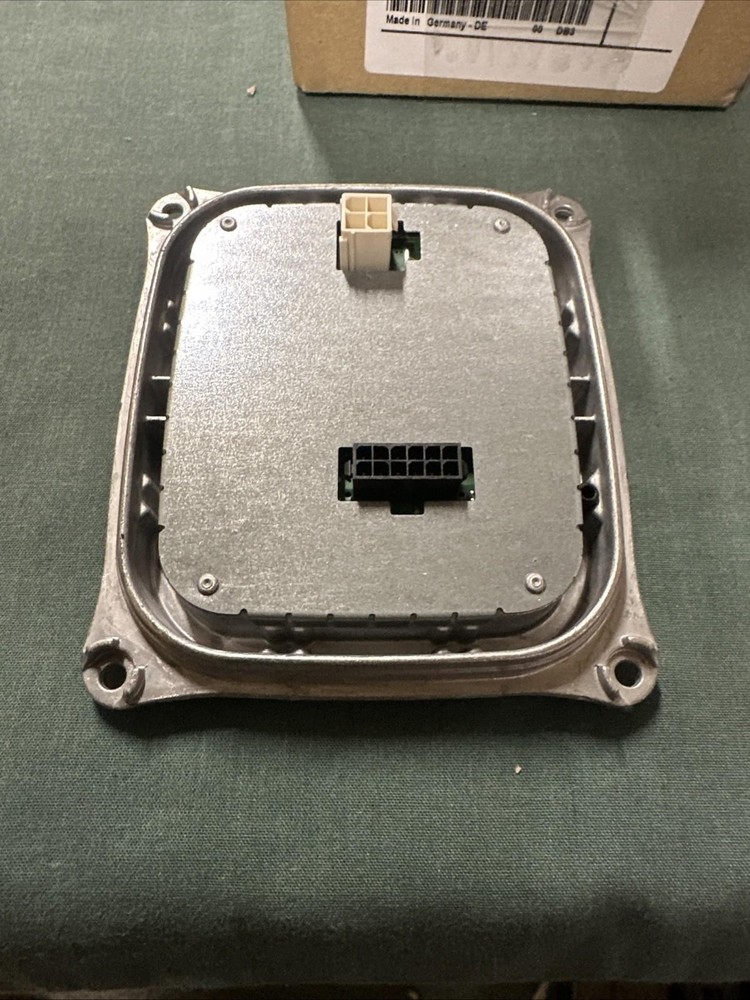 BMW E92/E93 E70 3/X5 Series Daytime Running Light Control Module #63117263052