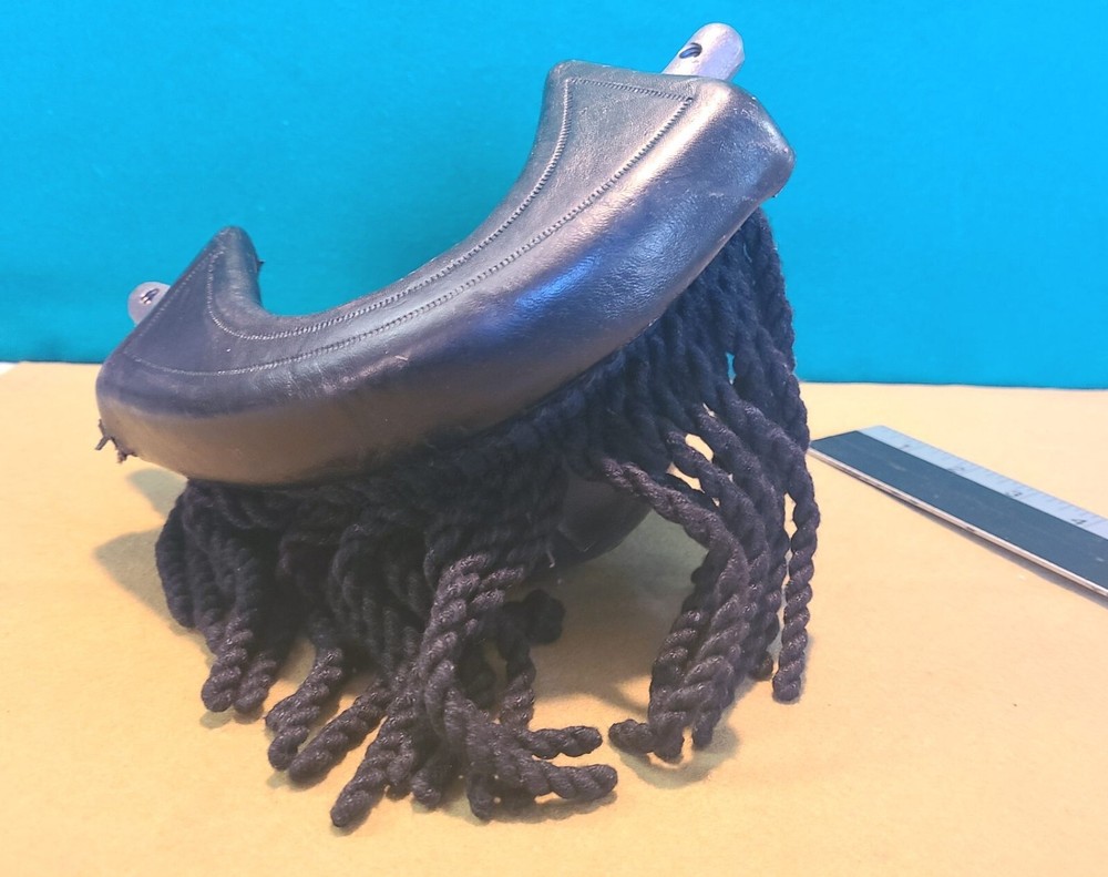 Pool table or billiard table gully boot