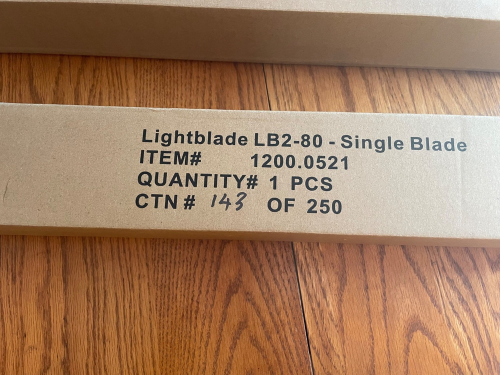 Cineo Lighting LightBlade Edge LB2 LED Light (80W, 2')
