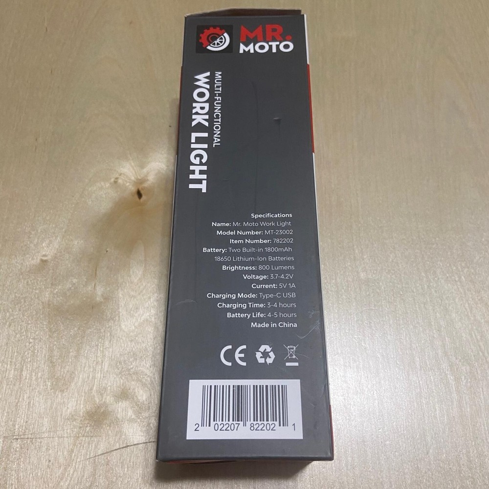 Mr. Moto Rechargeable Multi-Function Flip Strip Work Light 800 Lumen