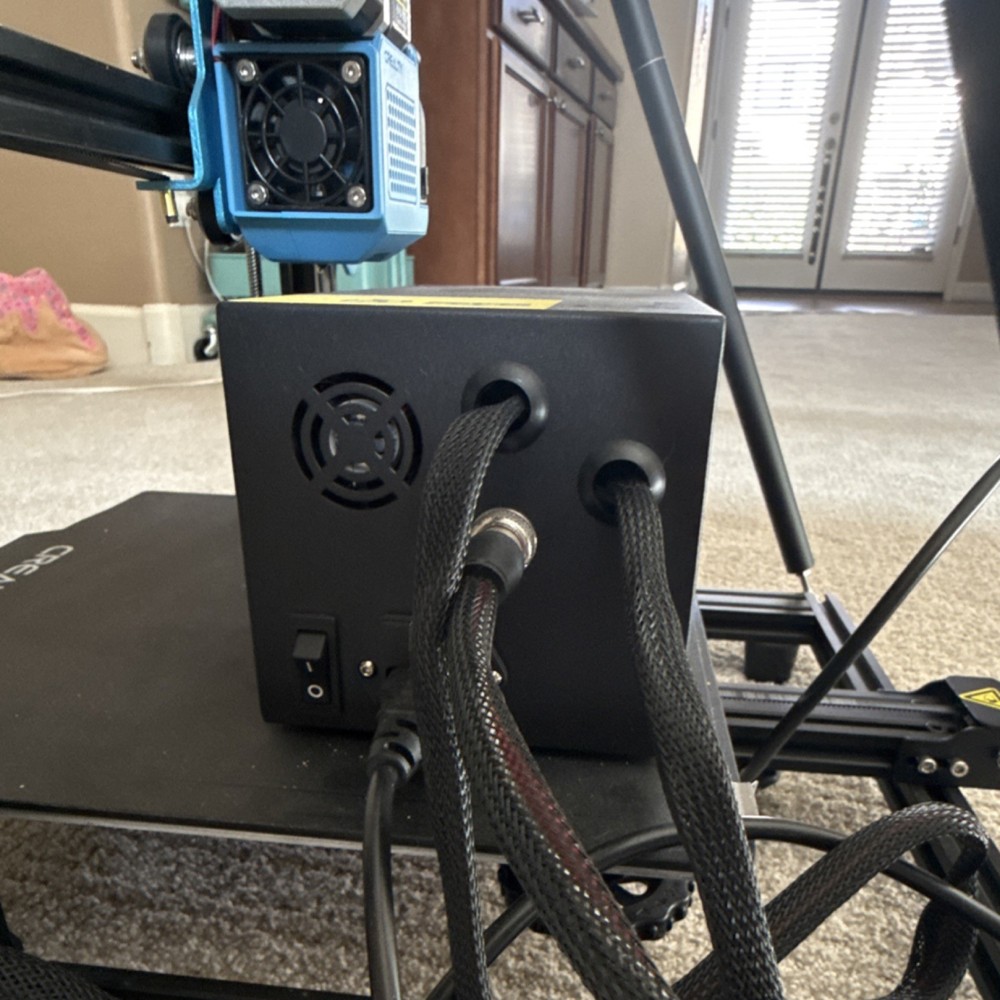 Creality CR-10 V2 3d printer