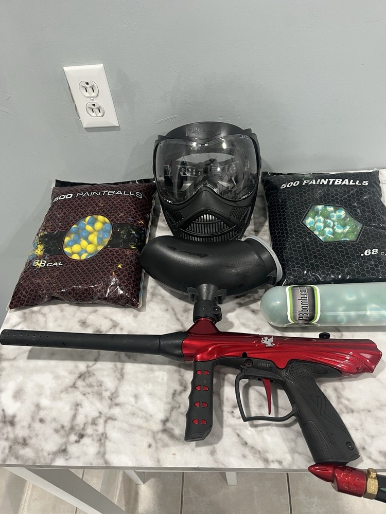 Tippmann Gryphon Paintball Gun Set