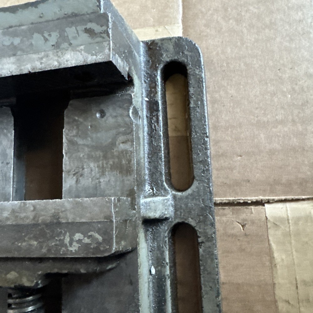 Milling / Grinding Machine 4” Vise