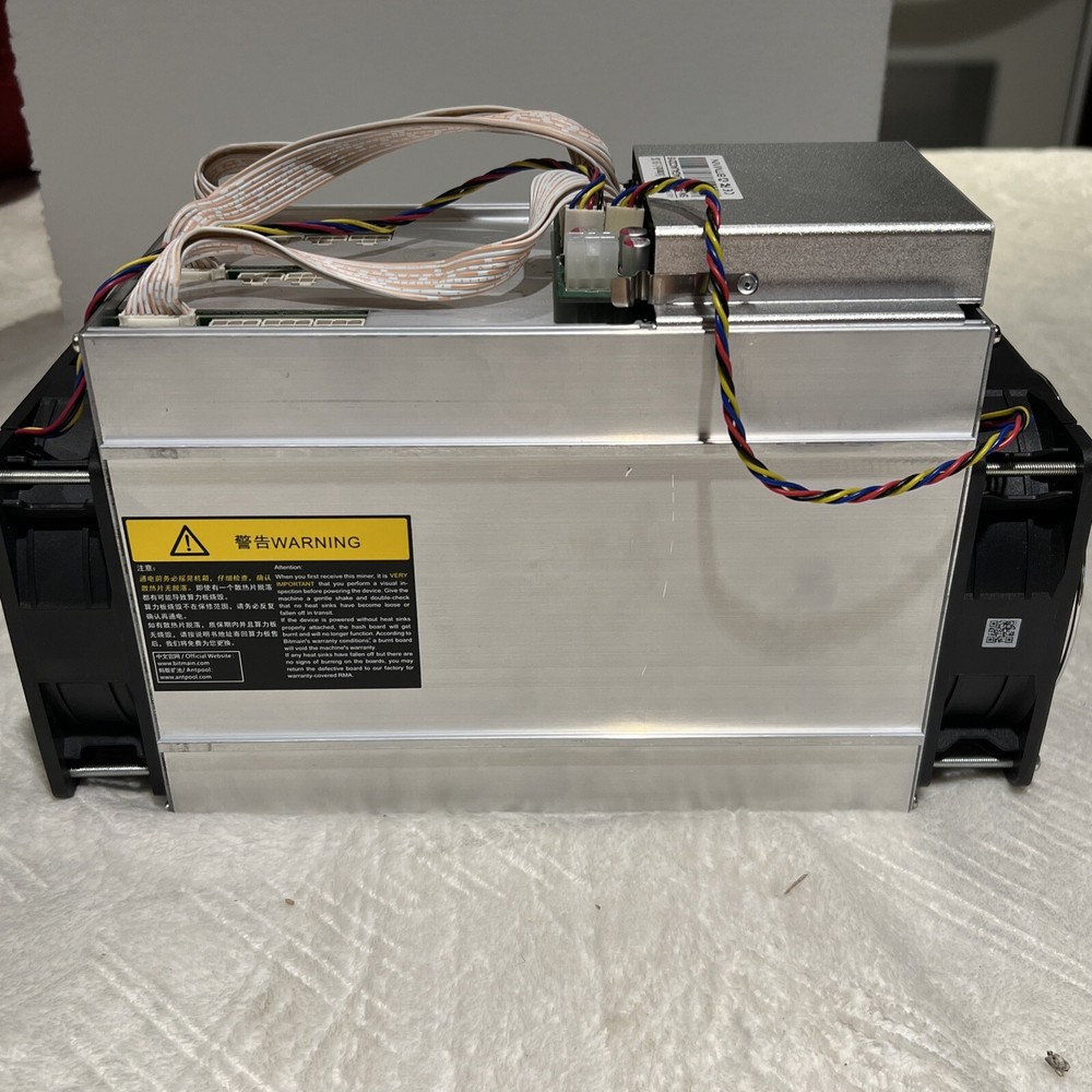 Bitmain Antminer D3 19.3Gh Mining X11 Algorithm (USA Seller) (Lightly Used)