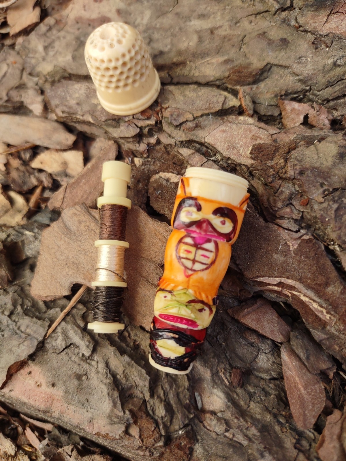 Totem Pole Northwest Coast Salish Antique Native American Carving Sew Kit 1920