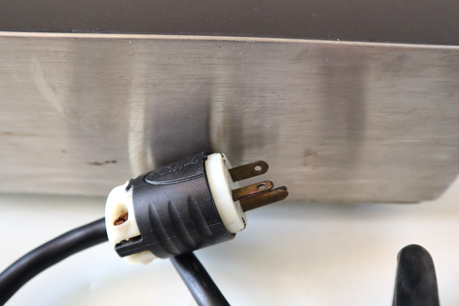 Cooktek MC2500 induction cooktop 208-240V