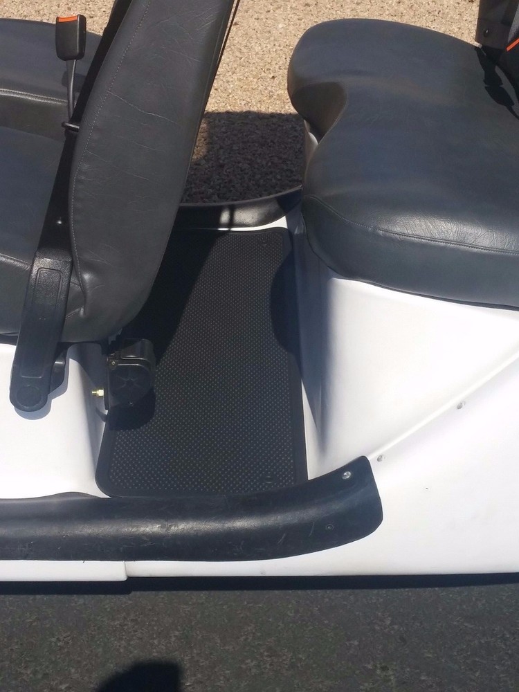 Replacement GEM CAR Rubber Floor Mats 6 Pass
