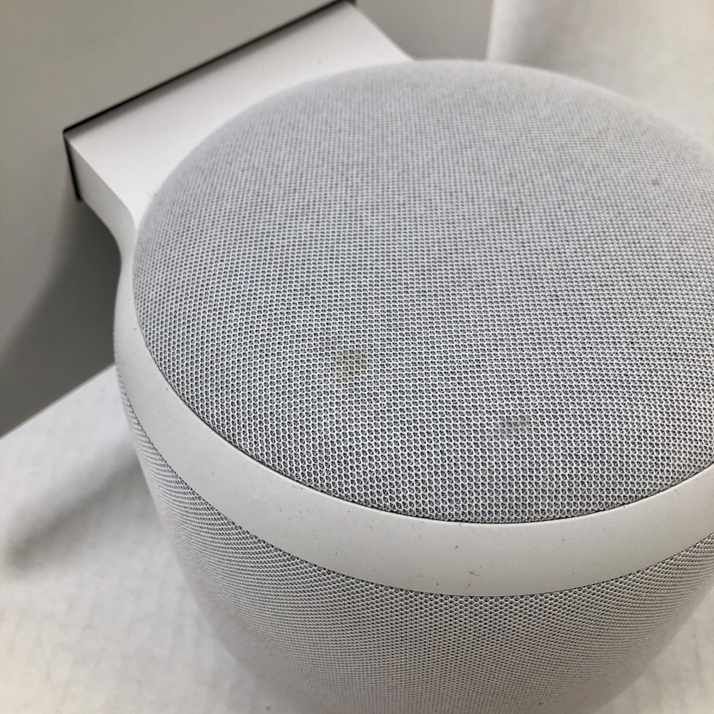 Amazon Echo Show 10 (3rd Generation) White Wireless Alexa Smart Speaker (T4E4AT)