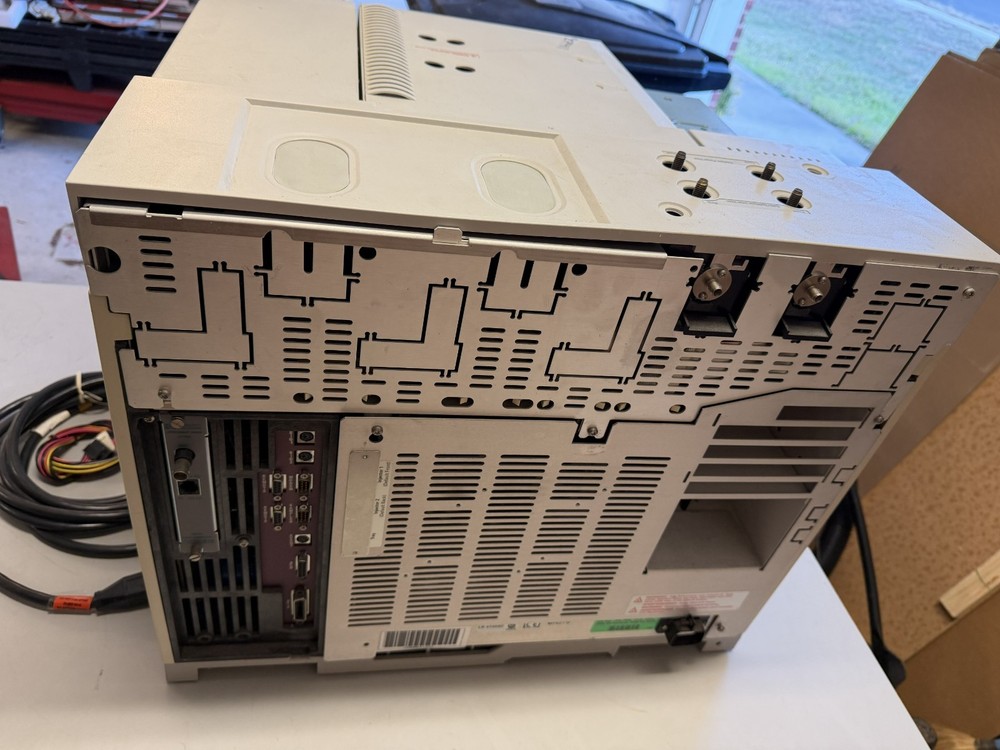 Agilent GC 6890 Plus, no detectors