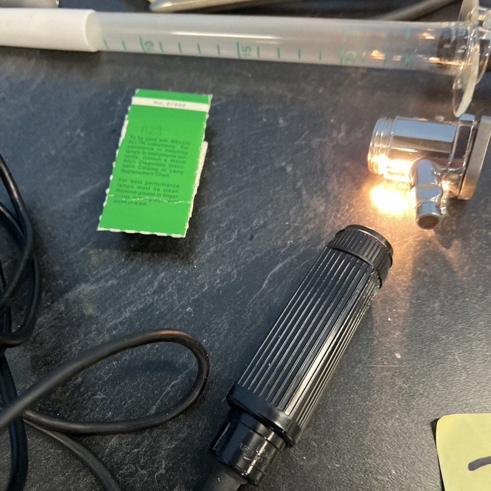 Welch Allyn Sigmoidoscope / Anoscope Illumination System Ref 36019 Plus More