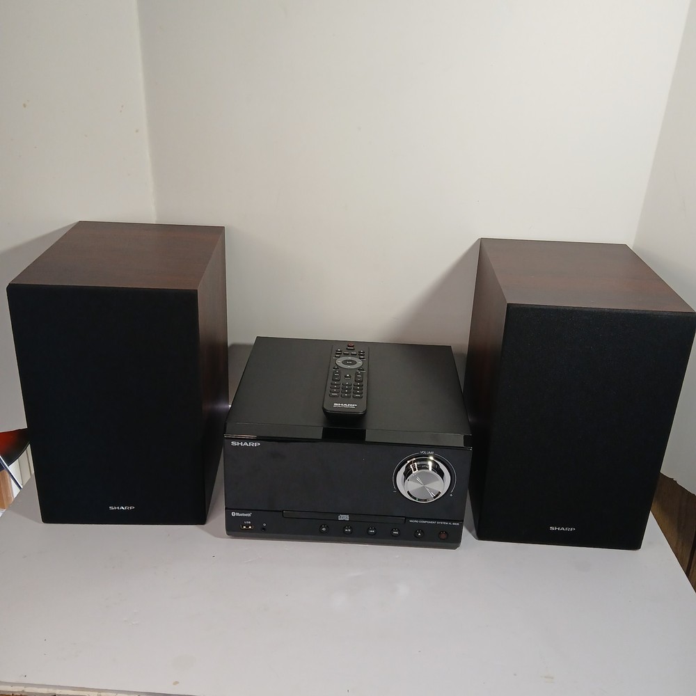 Sharp XL-B530  Bluetooth Micro Component System CD Player Speakers W/ Remote