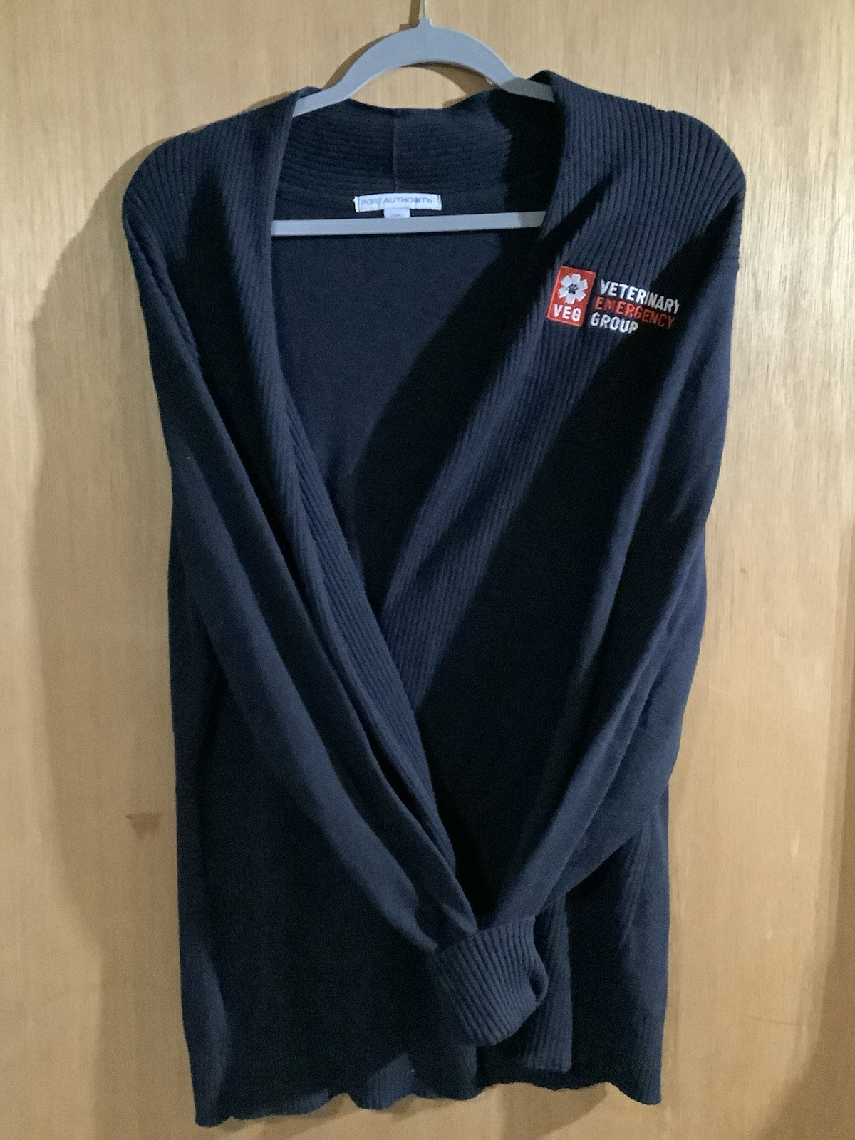 Veterinary Emergency Group Jackets Lot