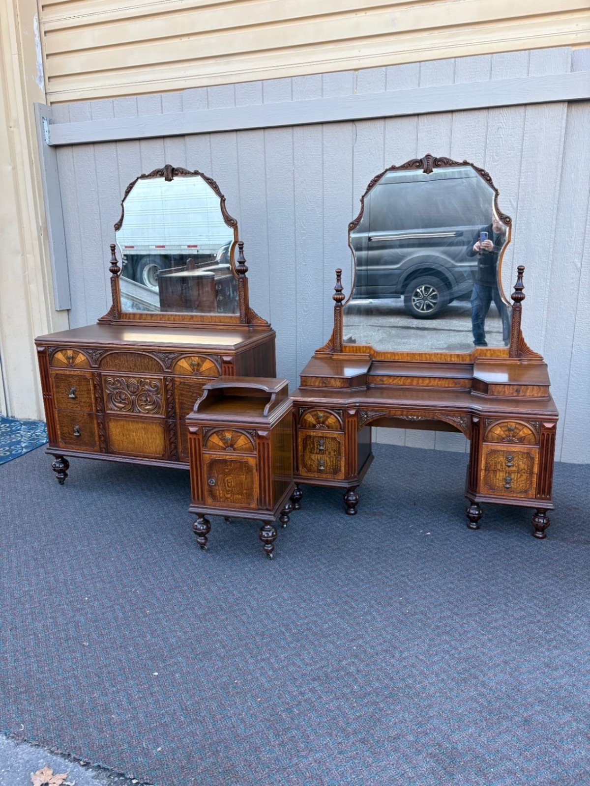 67477 Exquisite Walnut Dresser with Mirror, Art Deco Style, 1930s