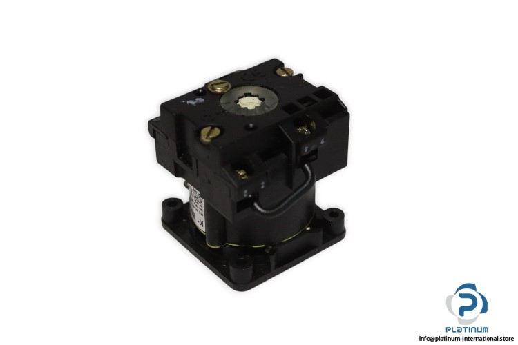 TELEMECANIQUE K1B011U BODY FOR CHANGEOVER SWITCH_Harmony K_Plastic_22 mm hole