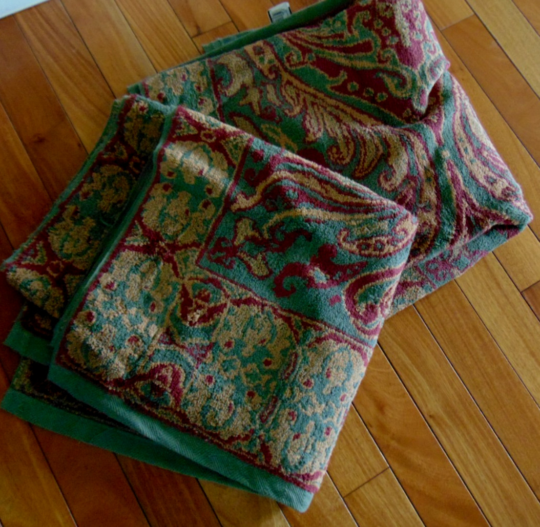 lot of 2 RALPH LAUREN Bath Towels 51"x27" NWT