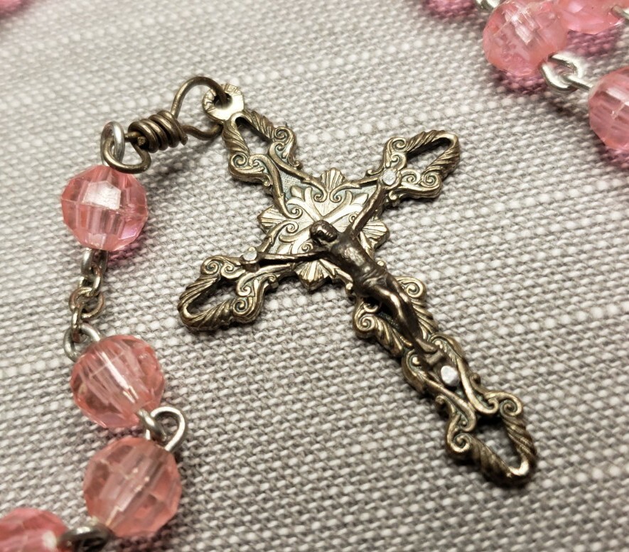 Vintage Rosary Pink Beads Christian H78