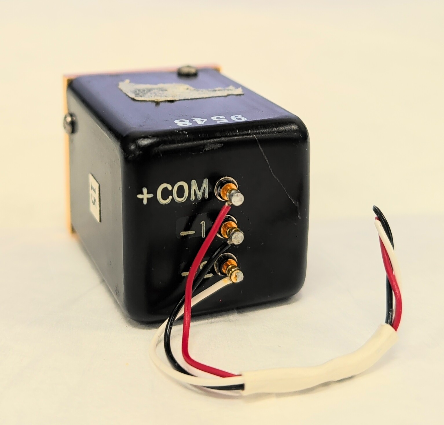 Ducommun DC-40Ghz 4-Port Transfer Switch K Female 28VDC TK4-913D78