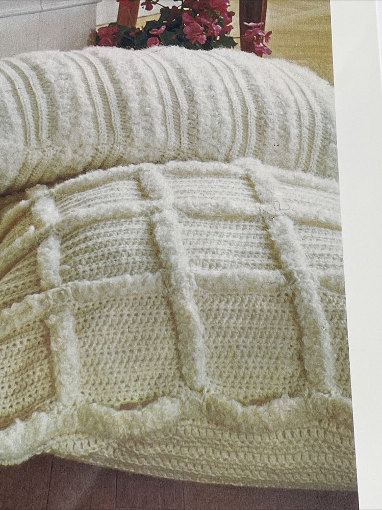 Marshall Cavendish Textured Pillows Crochet Pattern