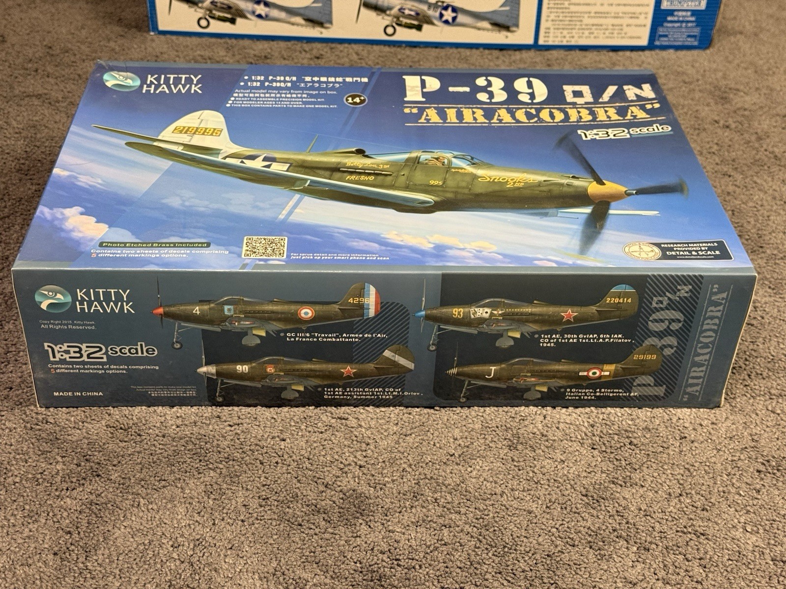 Kitty Hawk 32013 1/32 P-39Q/N Airacobra 1943 Model New Open Box Sealed Parts
