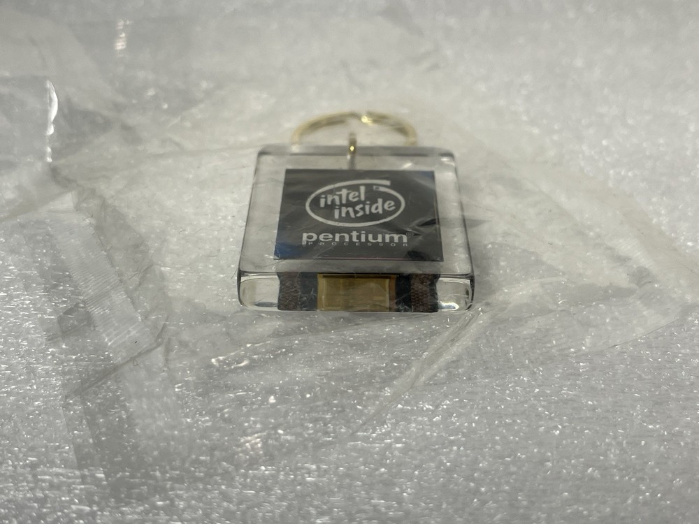 VTG Intel Inside Pentium Processor Keychain with CPU Chip Lucite Acrylic 90s NOS