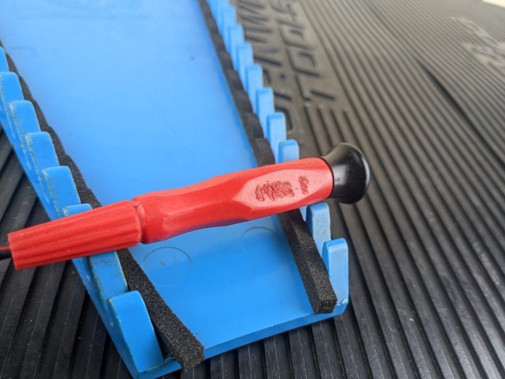 #as028 Snap-on Tools SDE220 USA Electronic Precision Flat 2mm Screwdriver