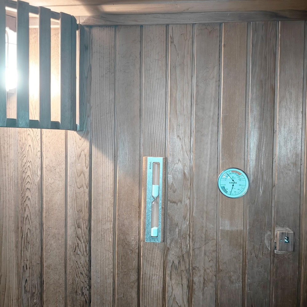 Sauna Thermometer and Hygrometer Combo – Precise Temperature & Silver