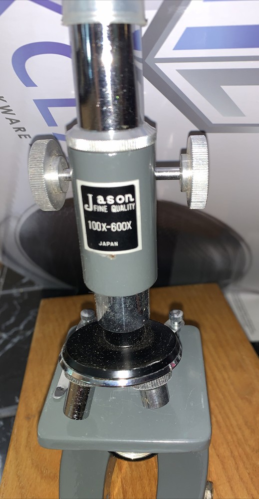 Jason fine quality microscope 600 timesinuminated