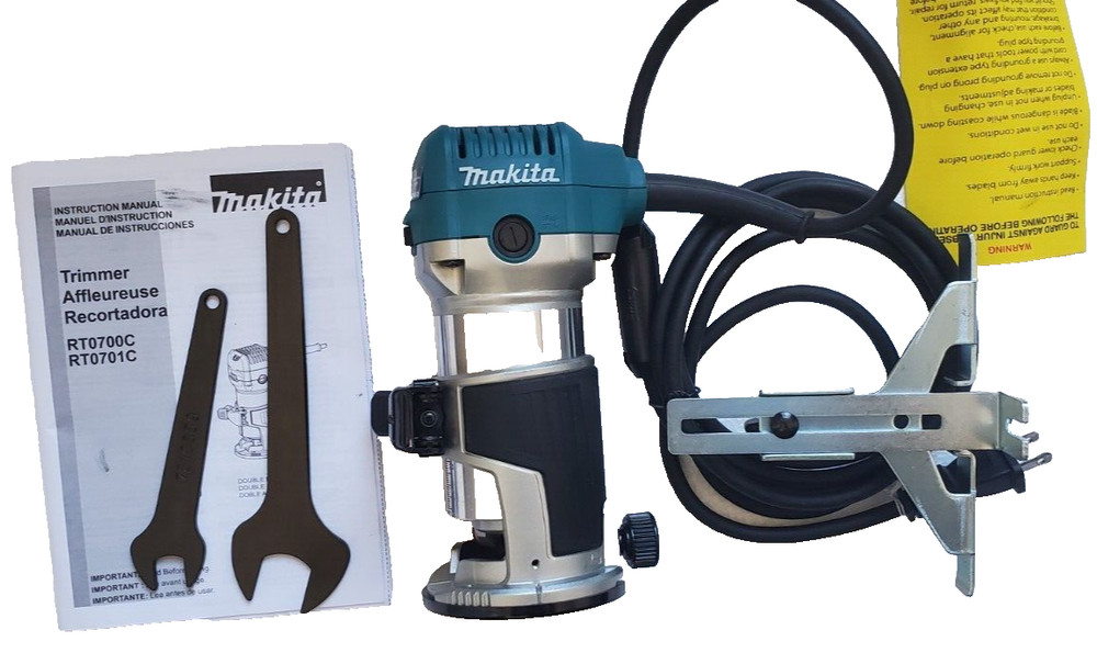 Makita RT0701C 1-1/4 HP variable speed Compact Router 120v