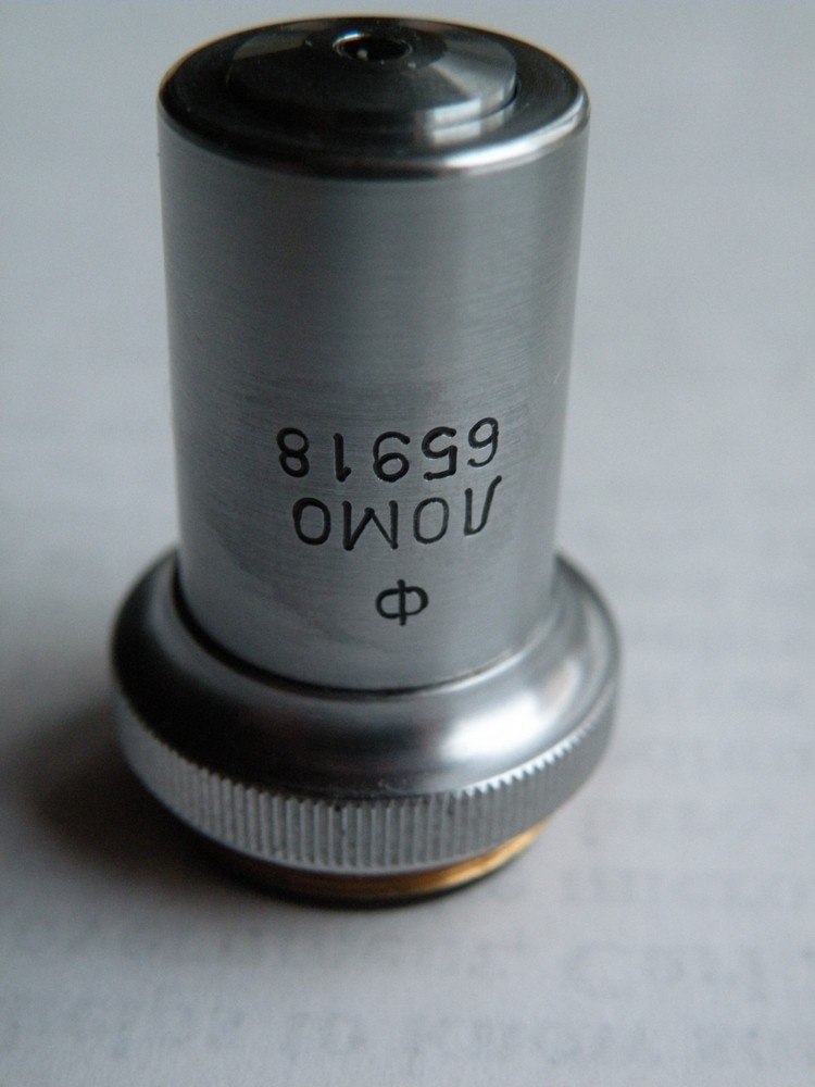 LOMO microscope objective 40x 0,65 PHASE
