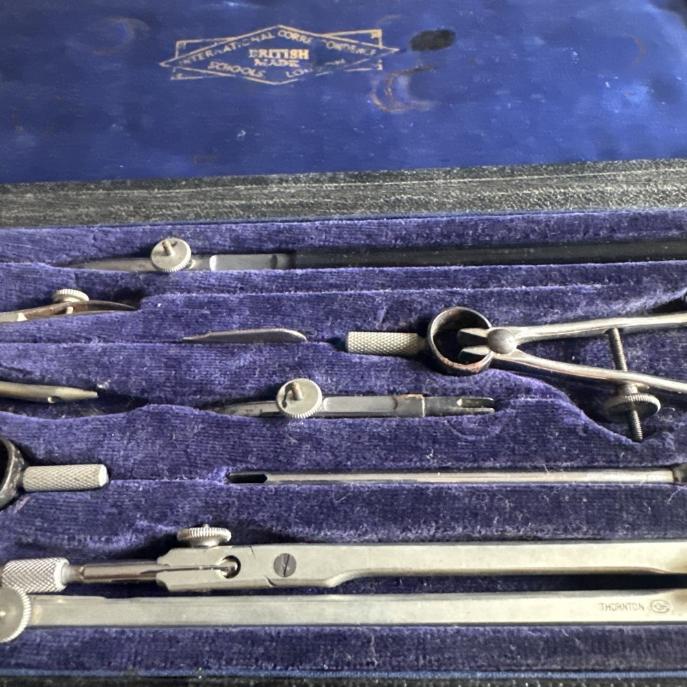 A.G. Thornton DRAUGHTSMAN/ENGINEER PRECISION DRAWING SET in case