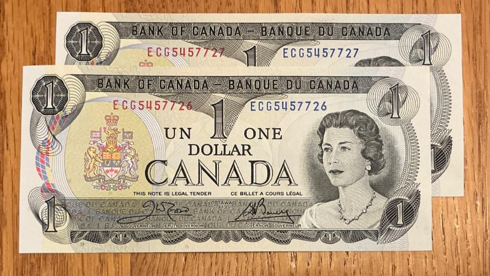 Mogi9 Canada BC-46b UNC  consecutive pair one dollar 1973 paper notes