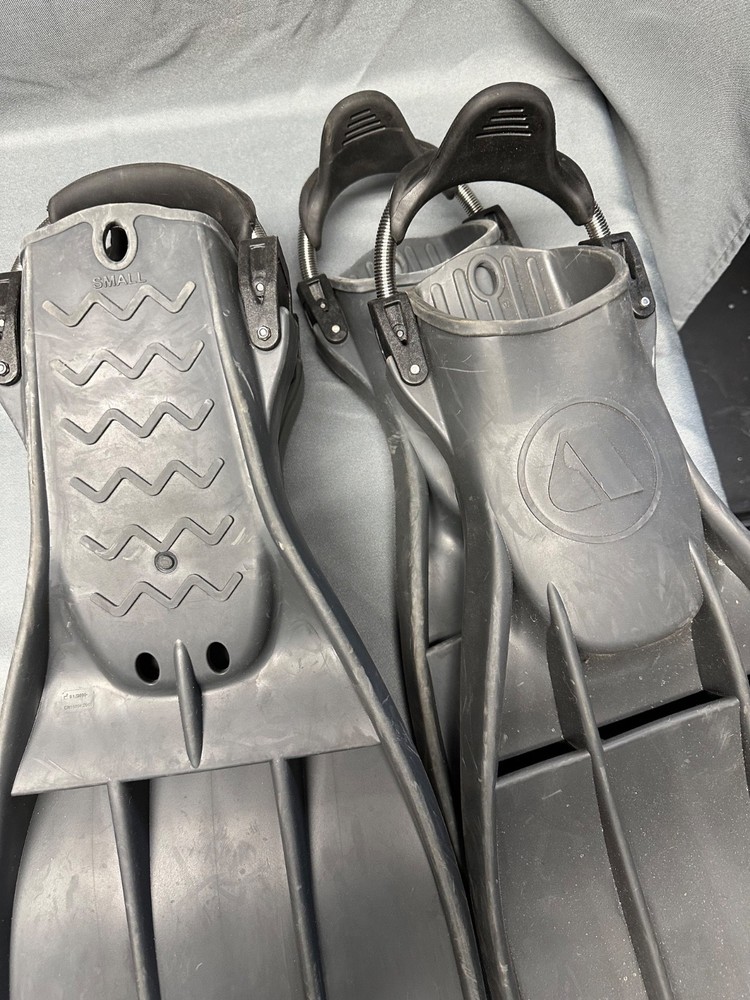 Apeks RK3 HD Tec Fin Small Grey