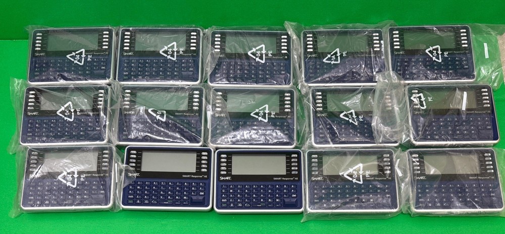 Smart Technologies Smart Response XE 03-00182 Clickers NOS 15 Remotes Class Lot
