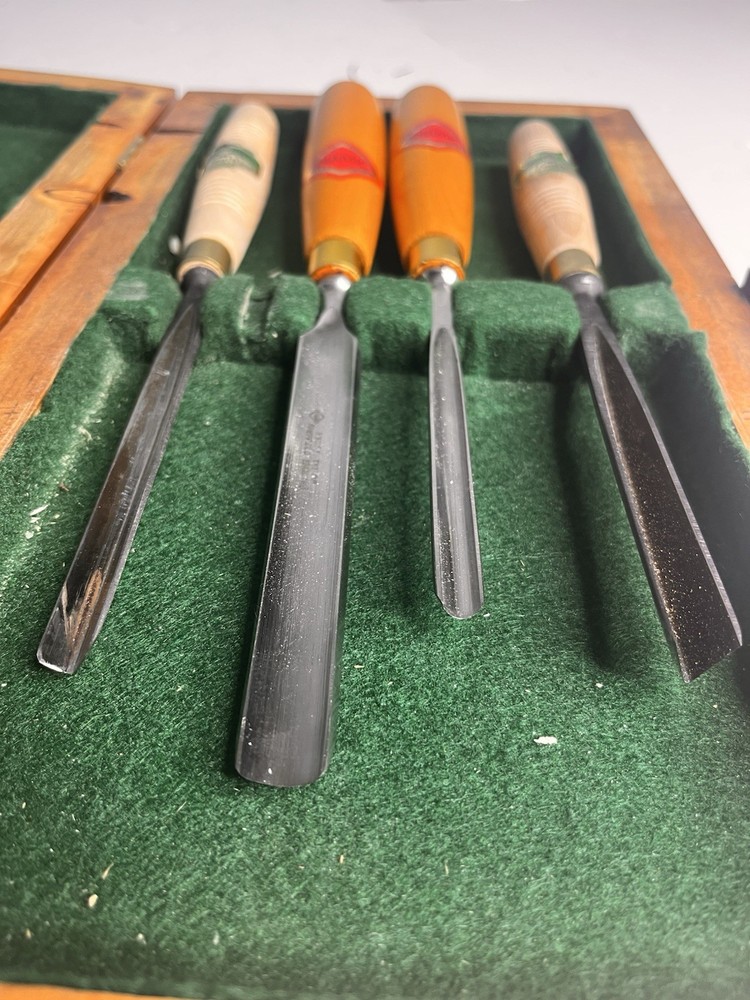 HENRY TAYLOR & HT DIAMIC GOUGES - LOT OF 4 - IN PRESENTATION BOX