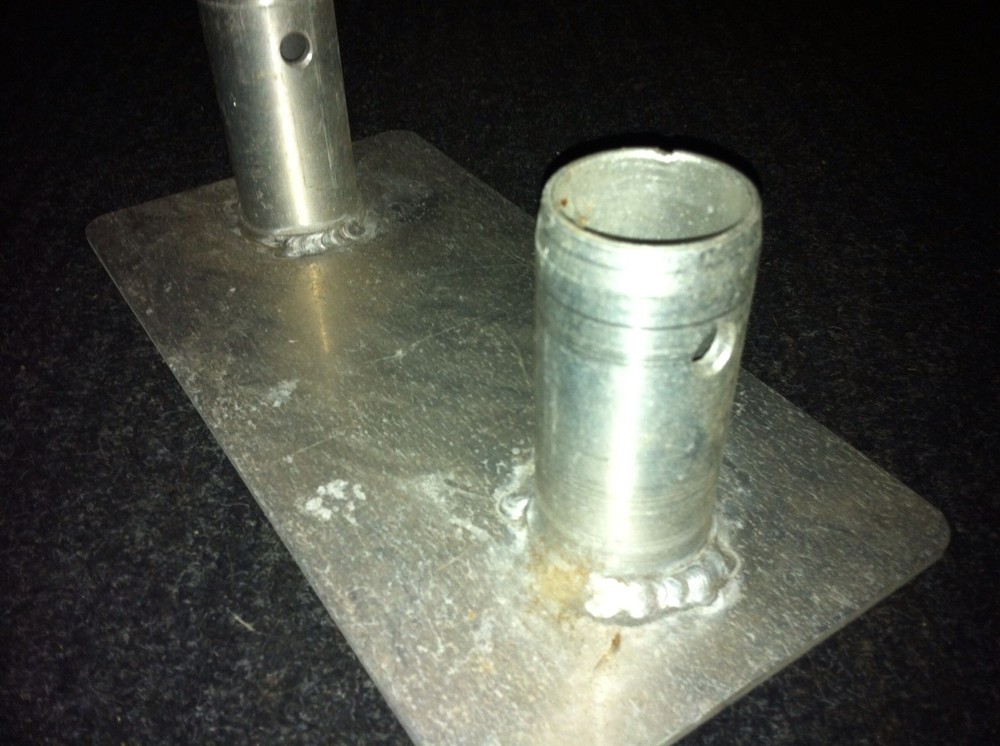 Light truss base