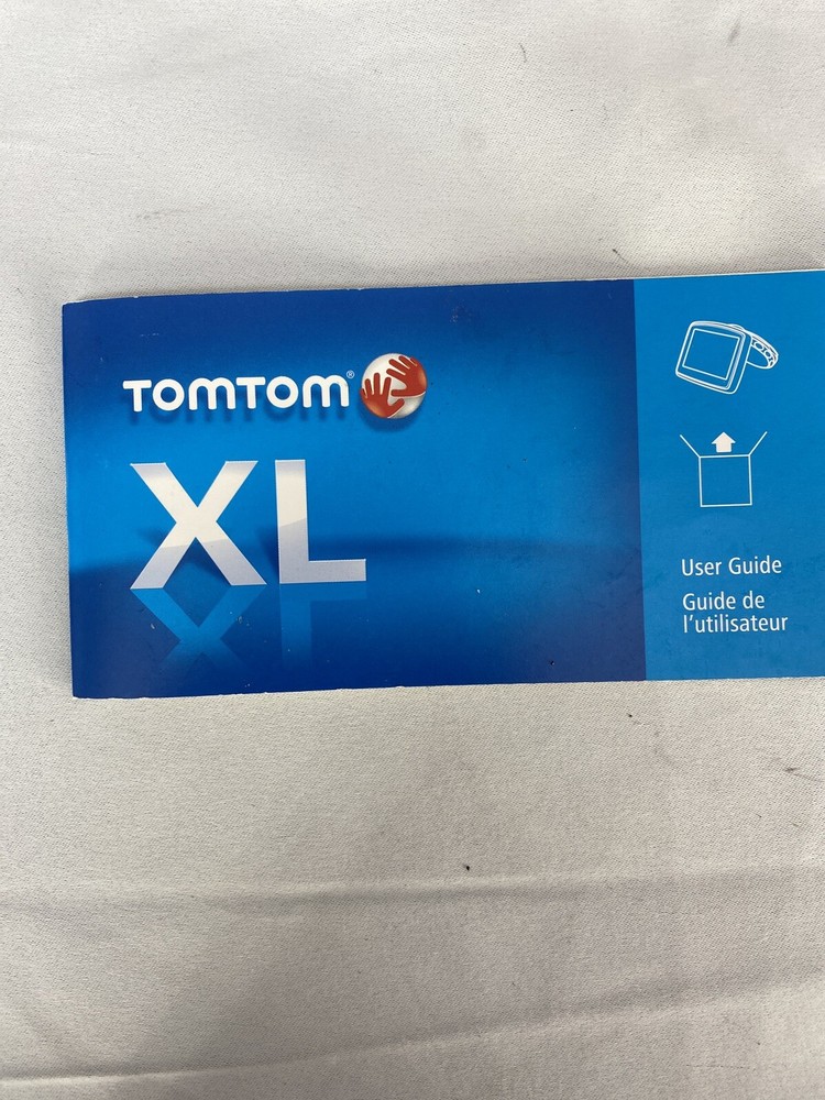 TomTom XL 335 SE Automotive Mountable Bundle. Missing Suction Cup